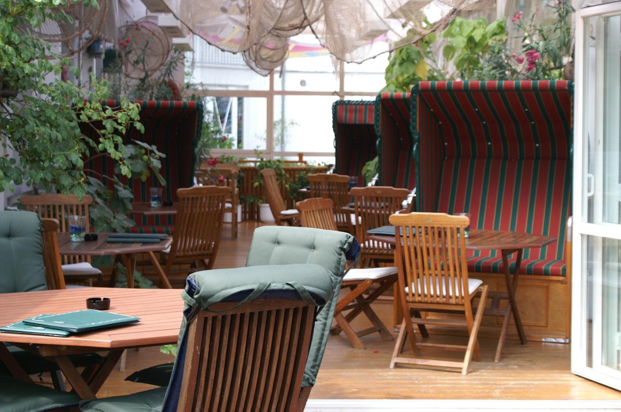 באבה Hotel Strandpavillon מראה חיצוני תמונה